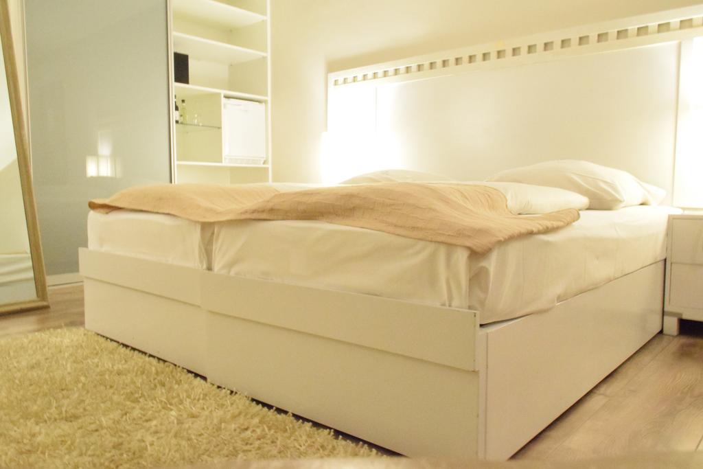 La Petite Perle Hotel Хамбург Екстериор снимка