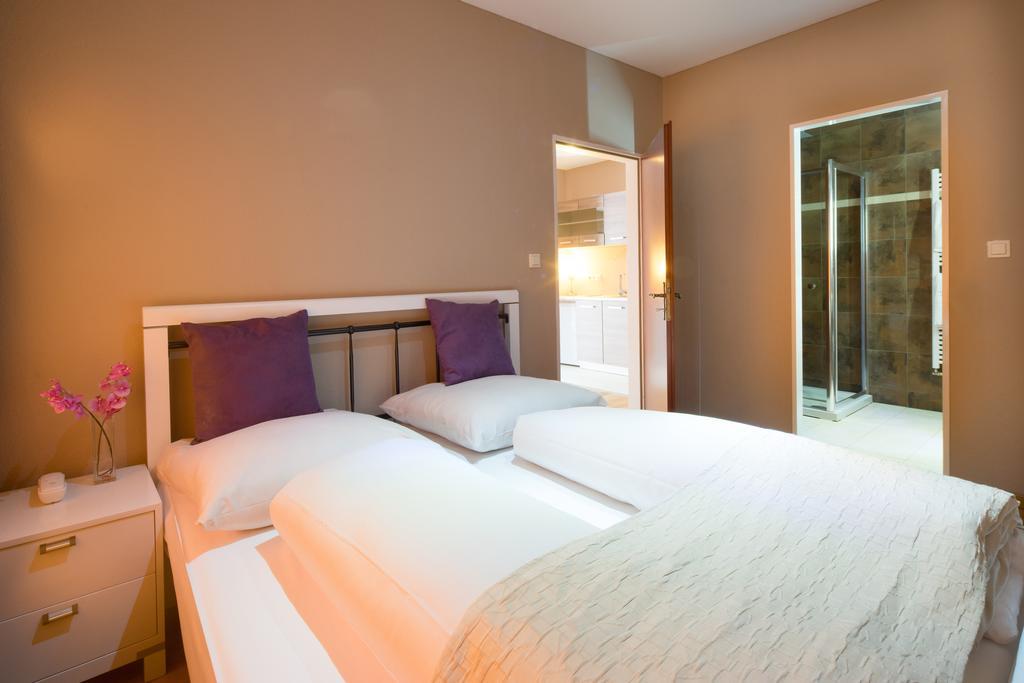 La Petite Perle Hotel Хамбург Стая снимка